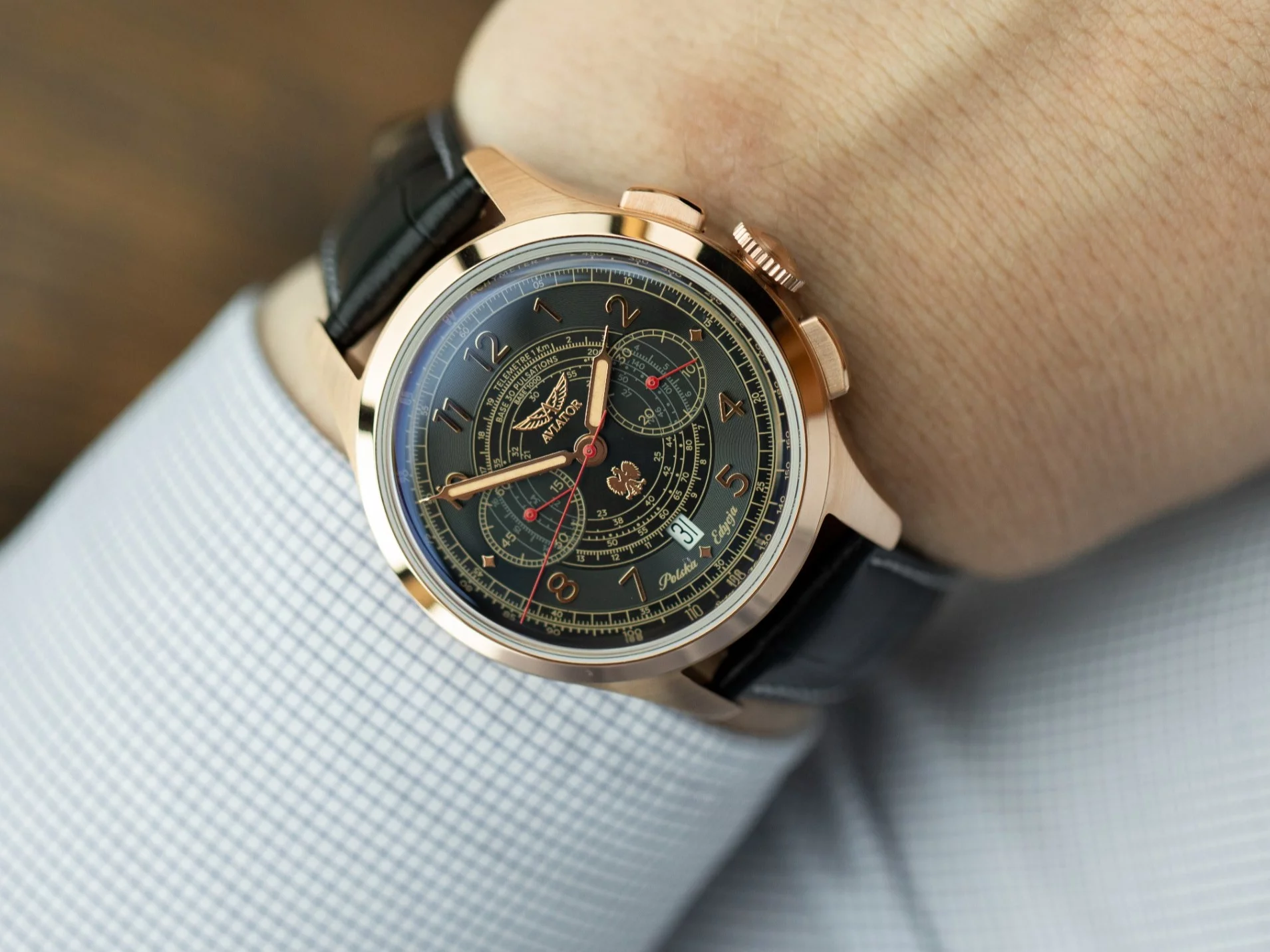Zegarek Heritage Chronograph Trimeter marki Aviator Swiss Made