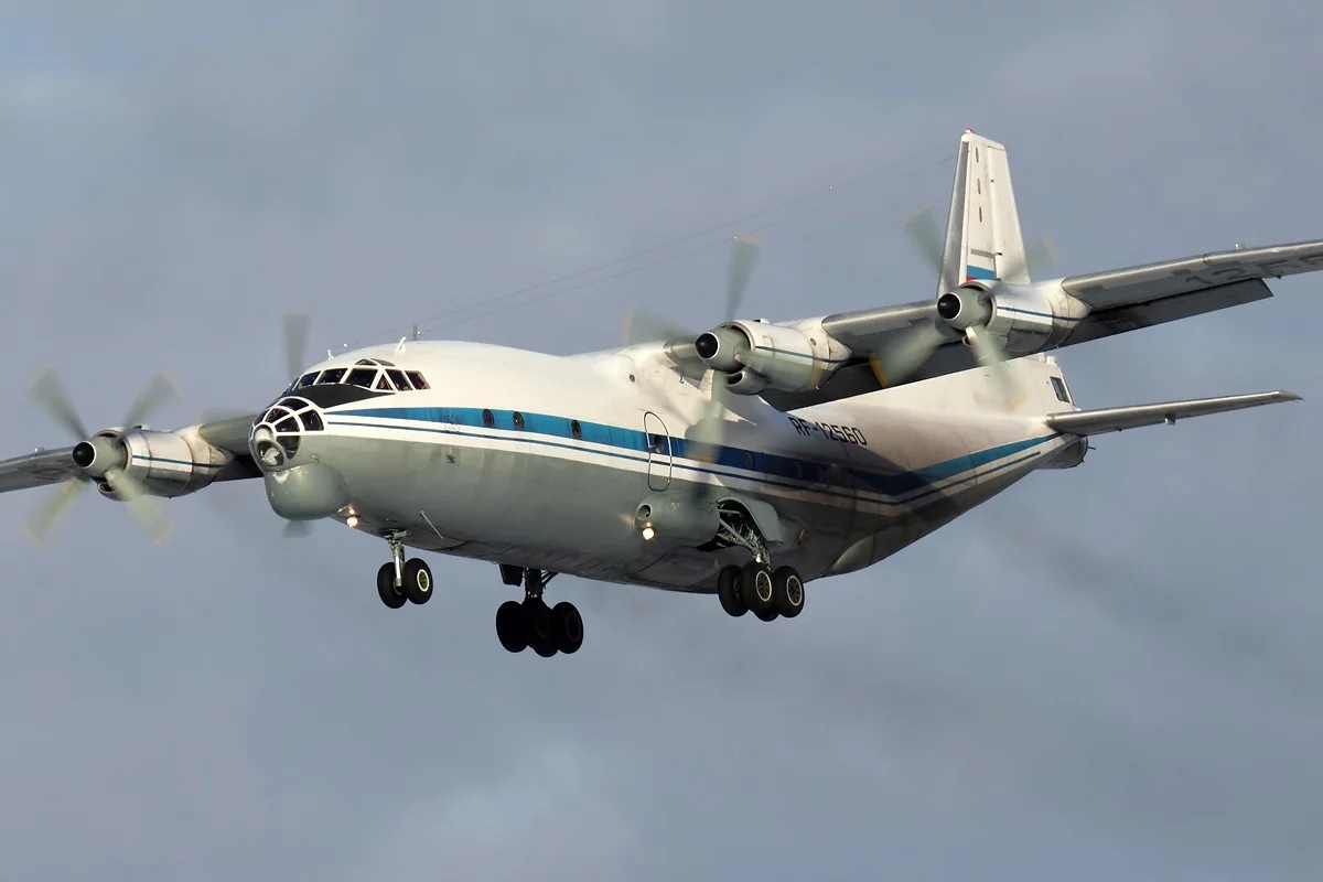 Samolot An-12