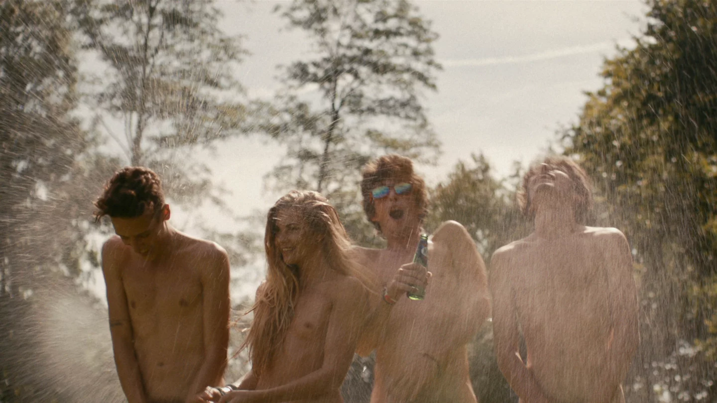 Bang Gang – bohaterowie w akcji