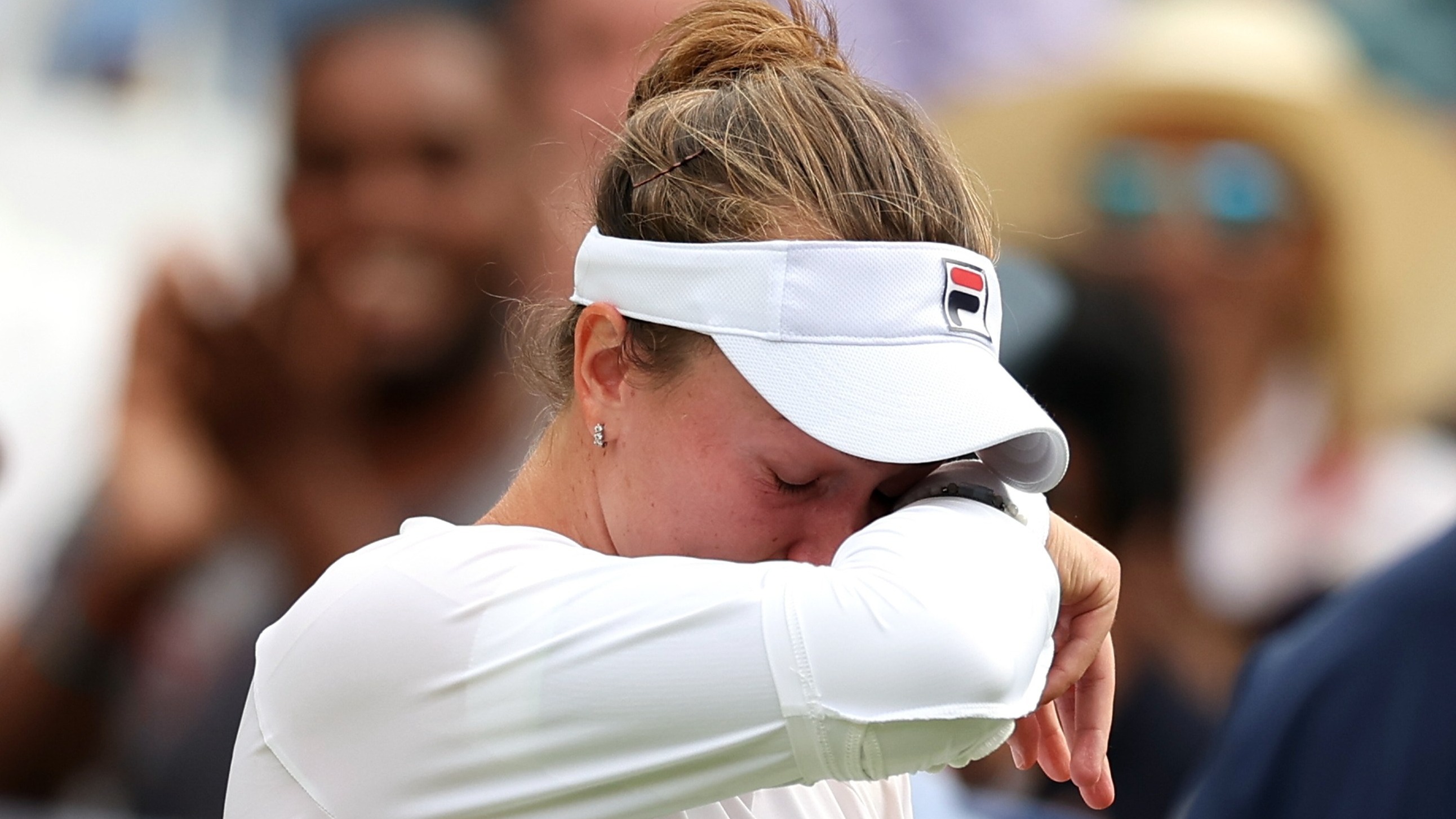 Barbora Krejcikova ograła Jelenę Rybakinę i się wzruszyła. „Bardzo za nią tęsknię” – Tenis – Sport Wprost