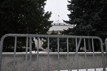 Barierki przed Sejmem