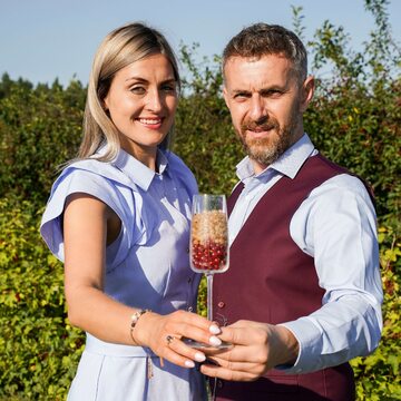 Beata Iwańczyk i Marcin Bańcerowski, producenci polskiego wina owocowego