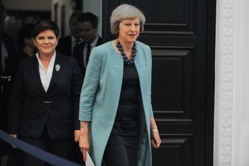 Beata Szydło i Theresa May podczas spotkania przy 10 Downing Street