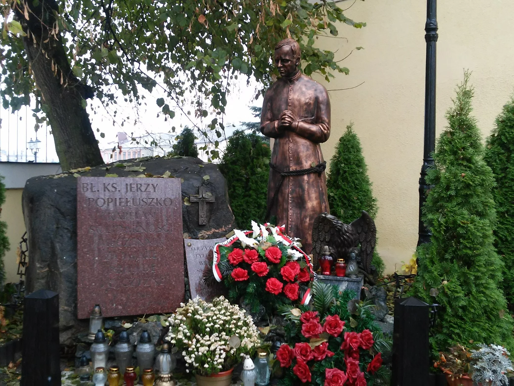 Pomnik księdza Jerzego Popiełuszki