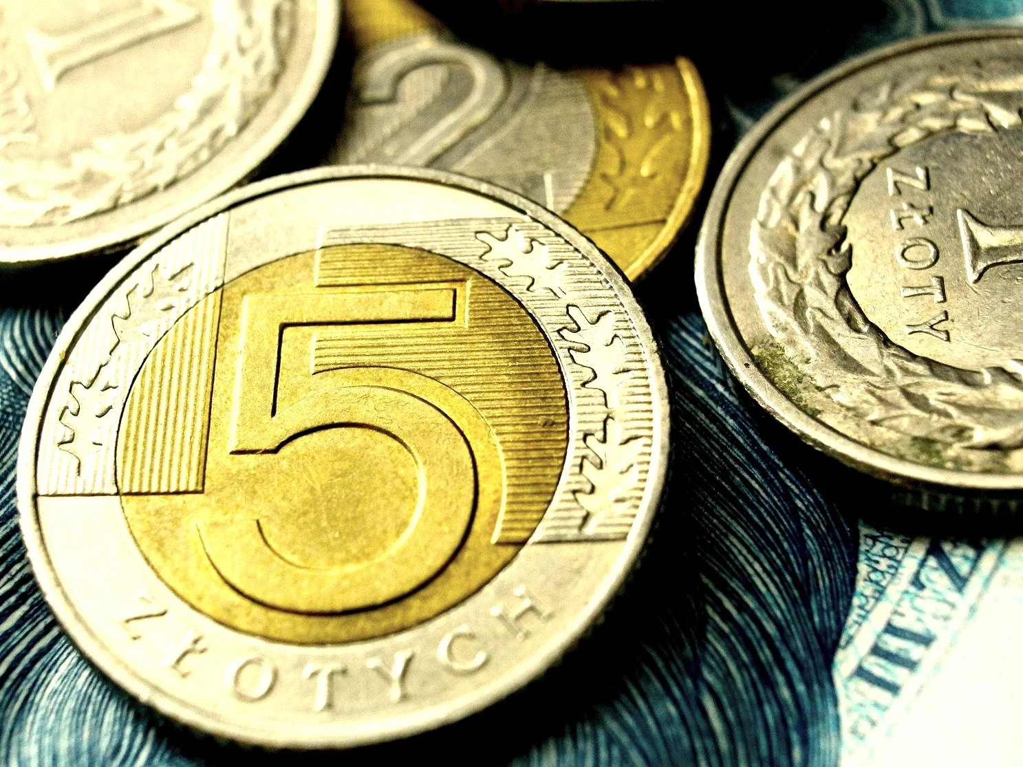 W czwartek do obiegu trafi 5 zł z serii „Odkryj Polskę”