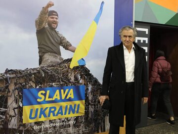 Bernard-Henri Levy podczas premiery filmu „Slava Ukraini” w Kijowie