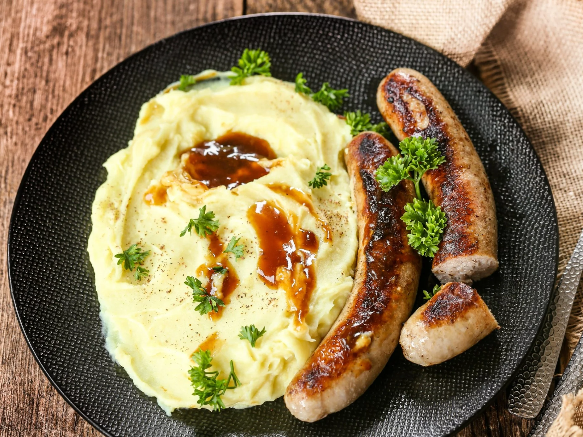 Biała kiełbasa z puree ziemniaczanym