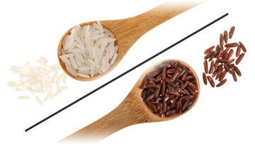 Biłay ryż kontra brązowy - ilustracja