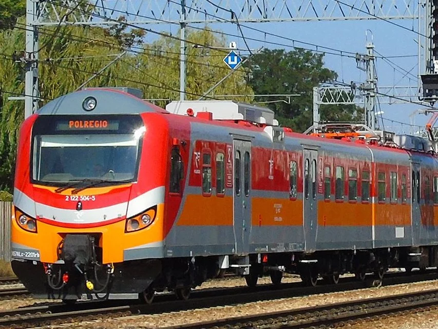 Pociąg POLREGIO