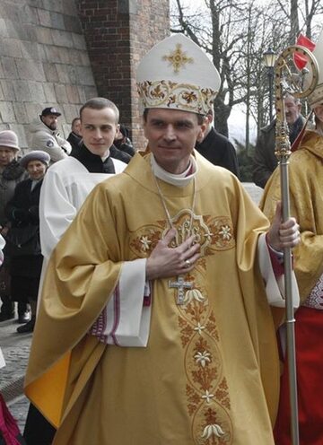 Biskup Mirosław Milewski
