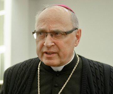Biskup Wiesław Mering