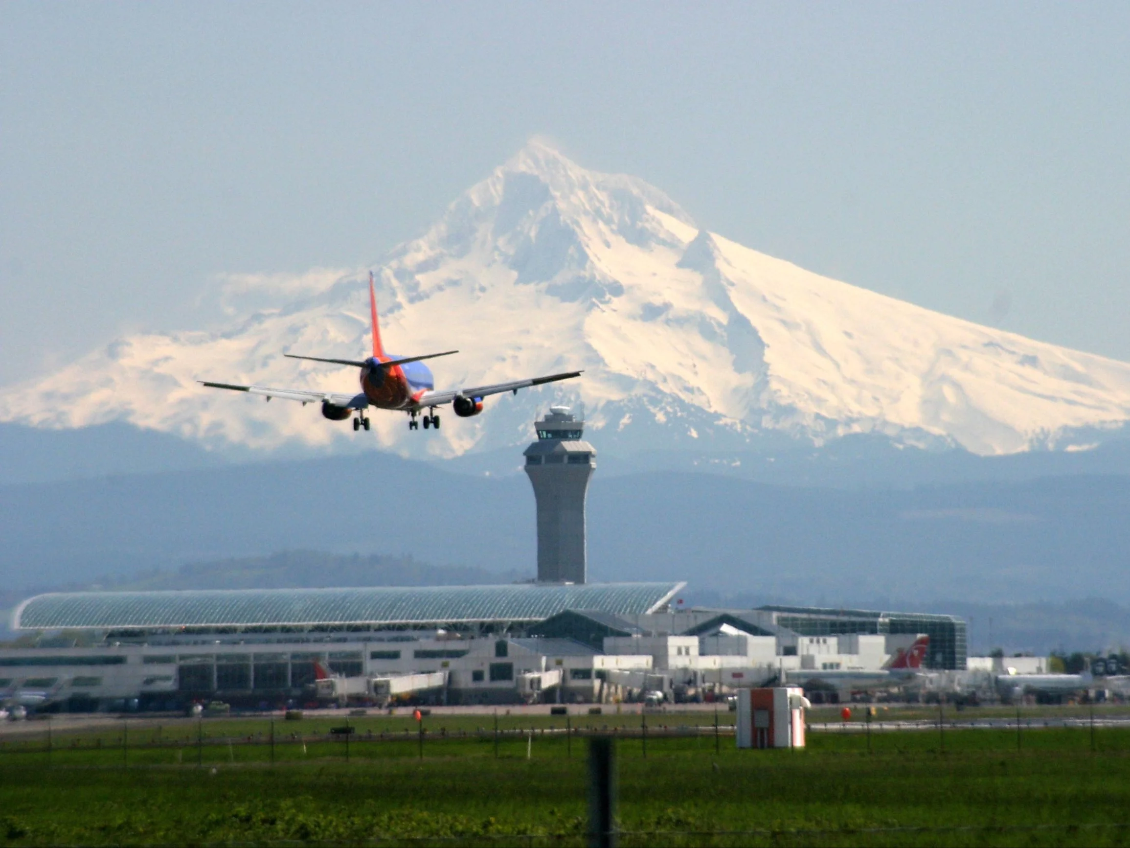 Lądowanie na lotnisku Portland w Oregonie