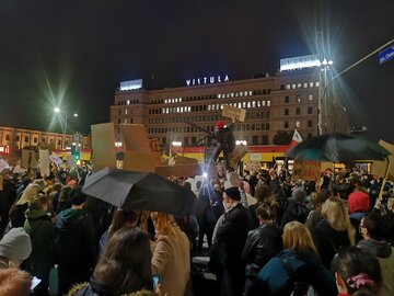 Blokada na rondzie de Gaulle'a w Warszawie