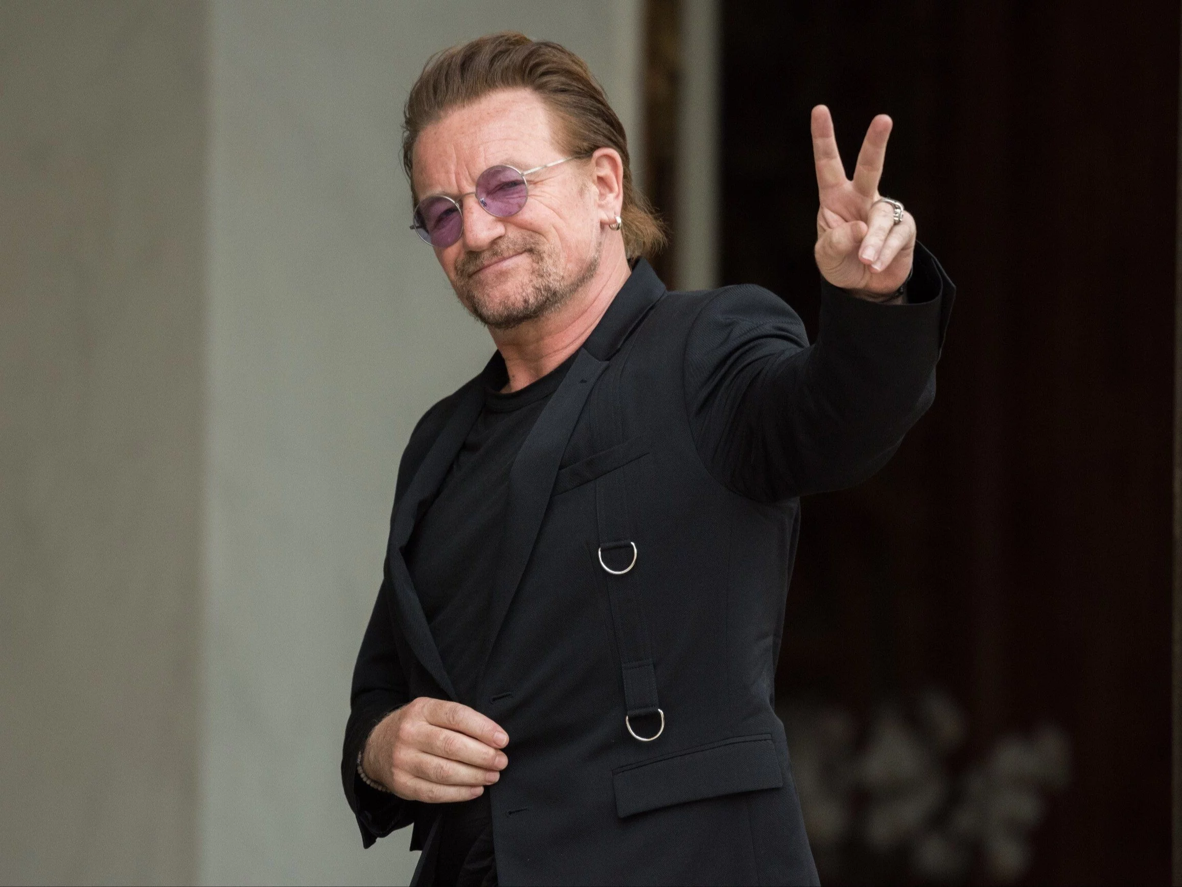 Lider U2, Bono