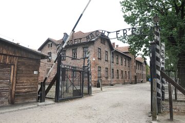 Brama obozu Auschwitz-Birkenau