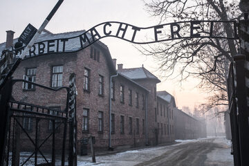 Brama w Auschwitz