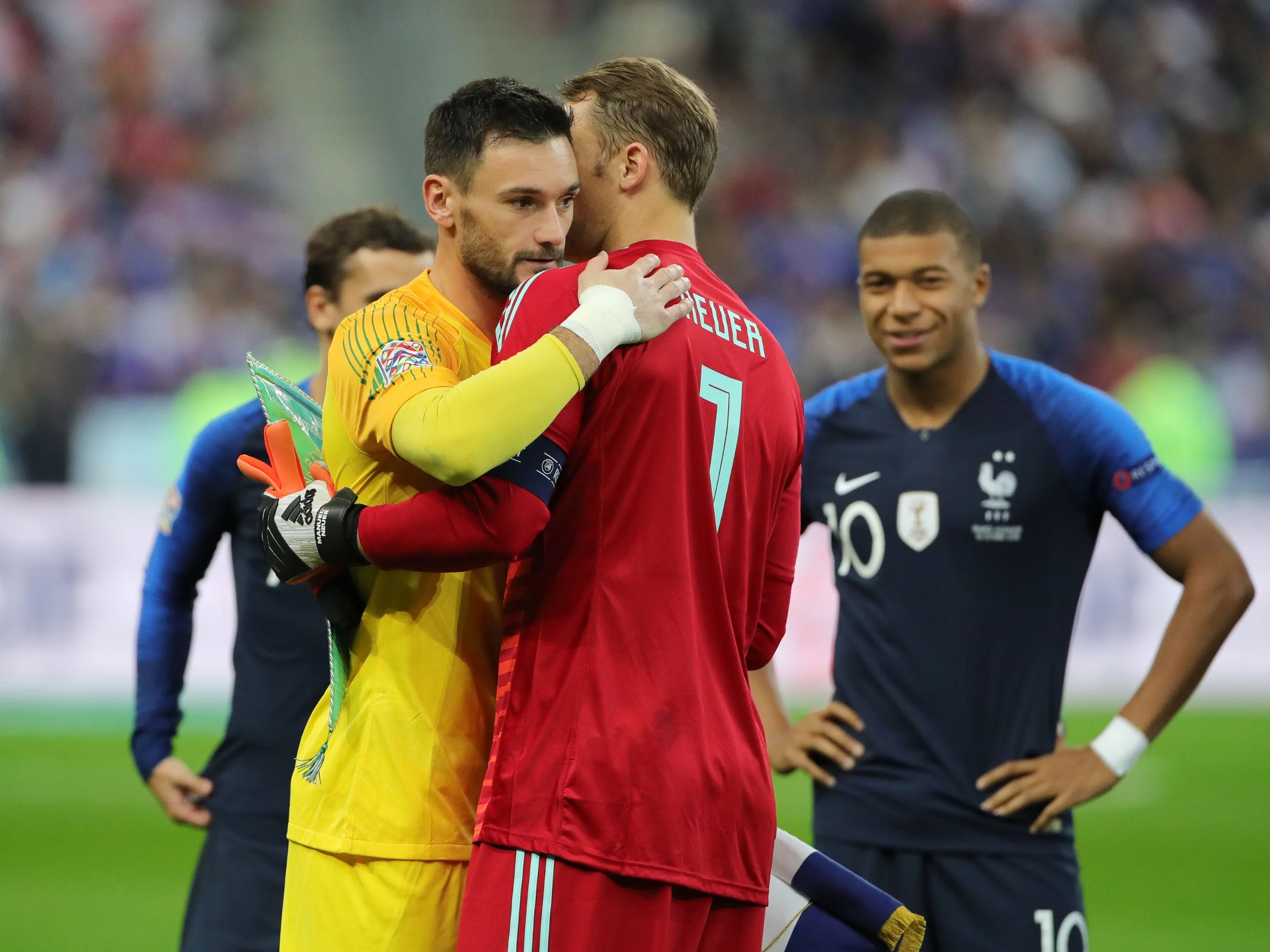 Hugo Lloris, Manuel Neuer i Kylian Mbappe