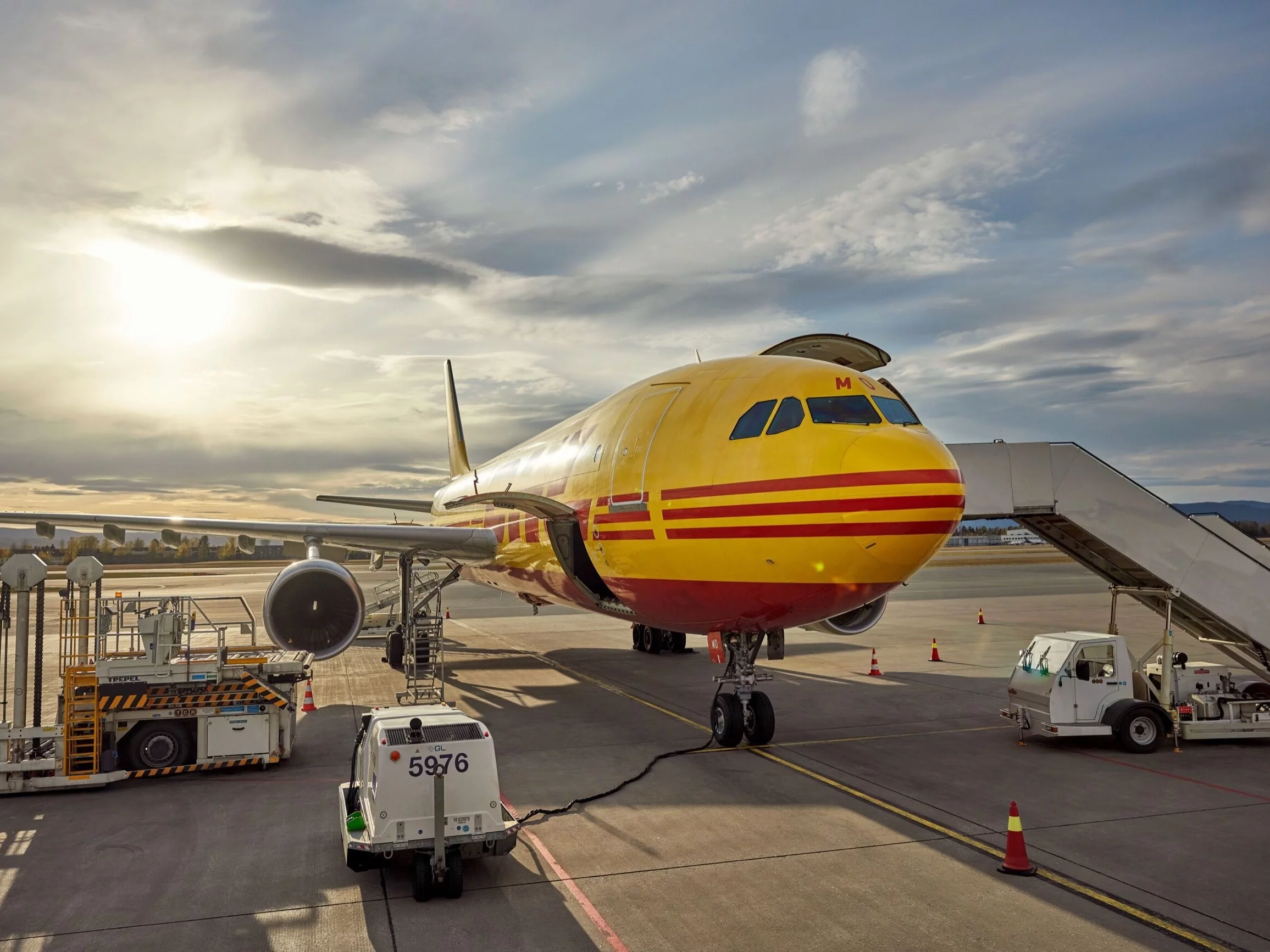 Samolot DHL Express