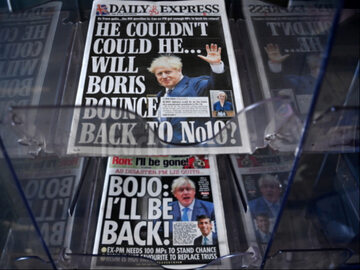 Brytyjskie gazety spekulują na temat powrotu Johnsona do gry, 21 października