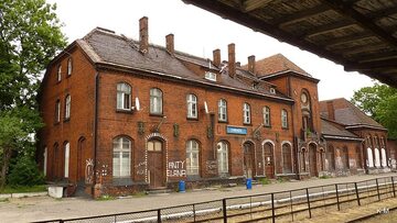 Budynek dworca kolejowego w Chełmży