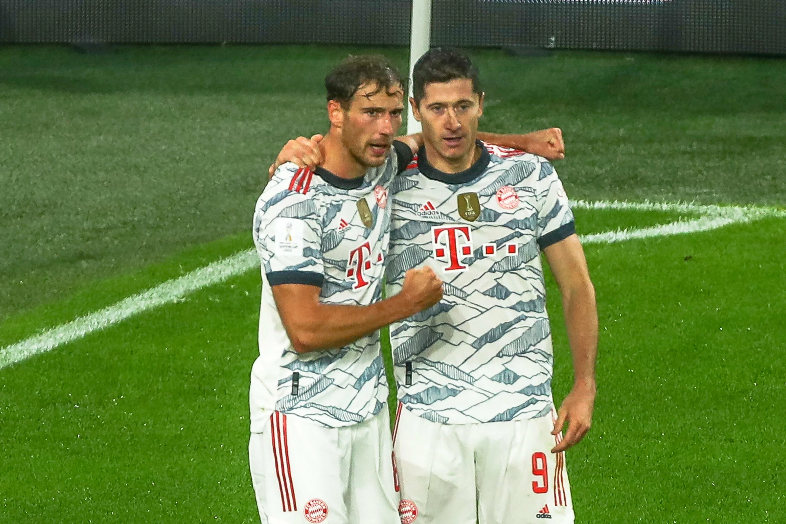 Leon Goretzka i Robert Lewandowski