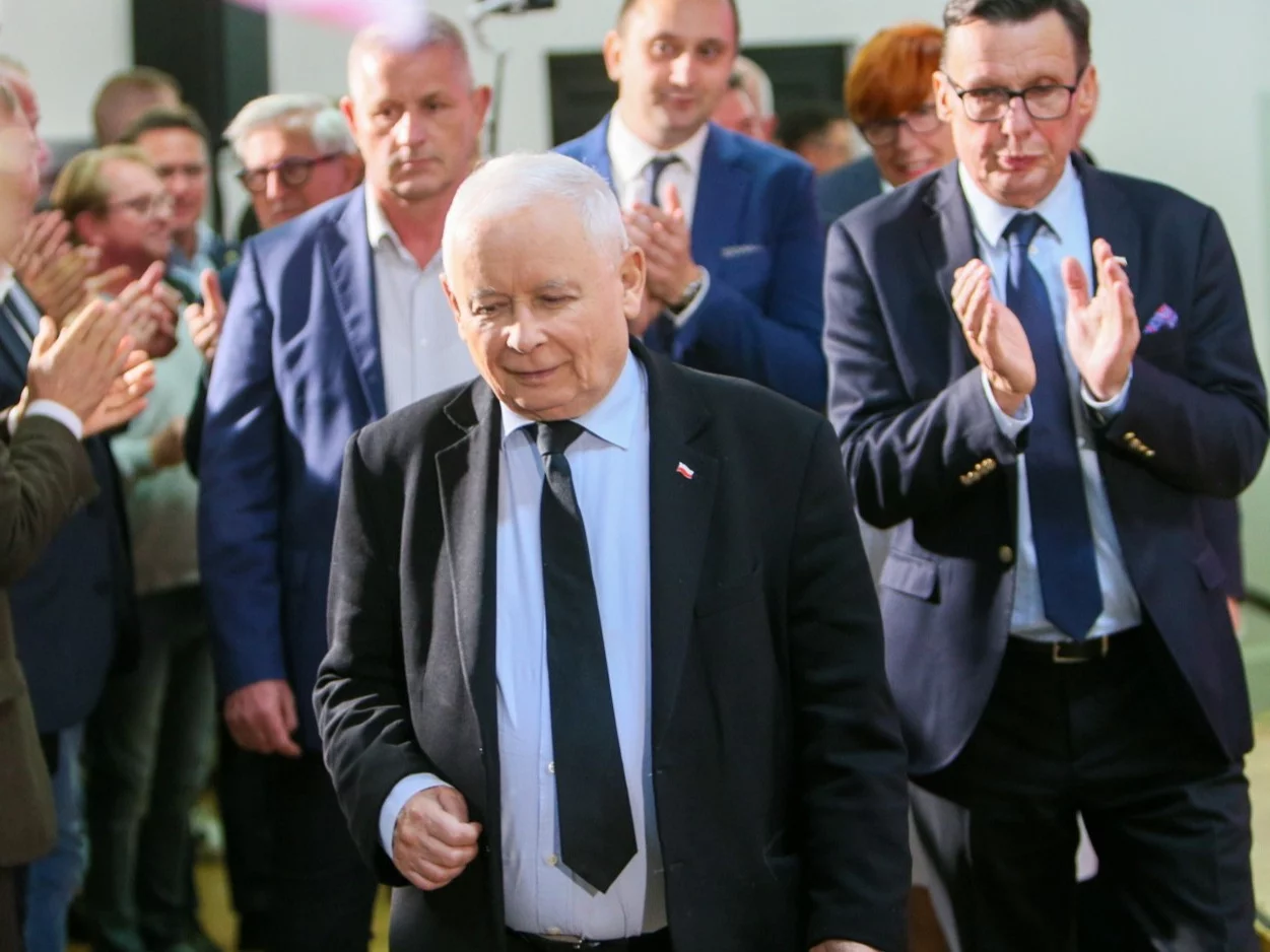 Bunt w szeregach PiS. Decyzja Kaczyńskiego wywołała burzę