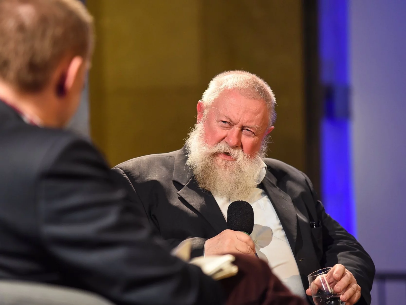 Prof. Jerzy Bralczyk podczas Copernicus Festival 2019