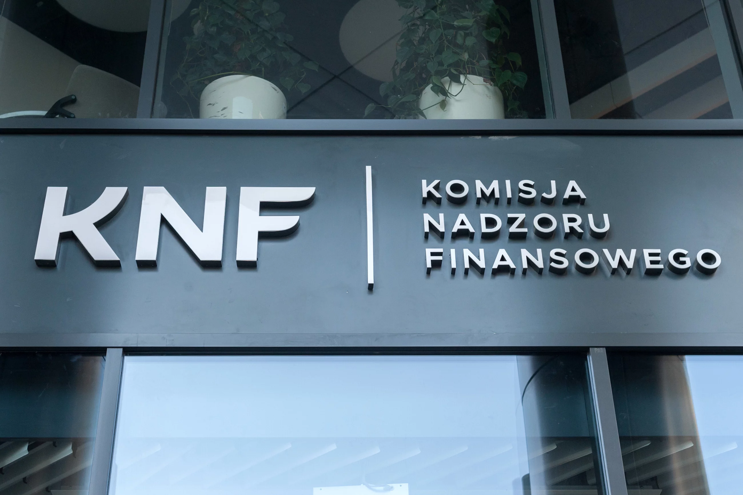 KNF