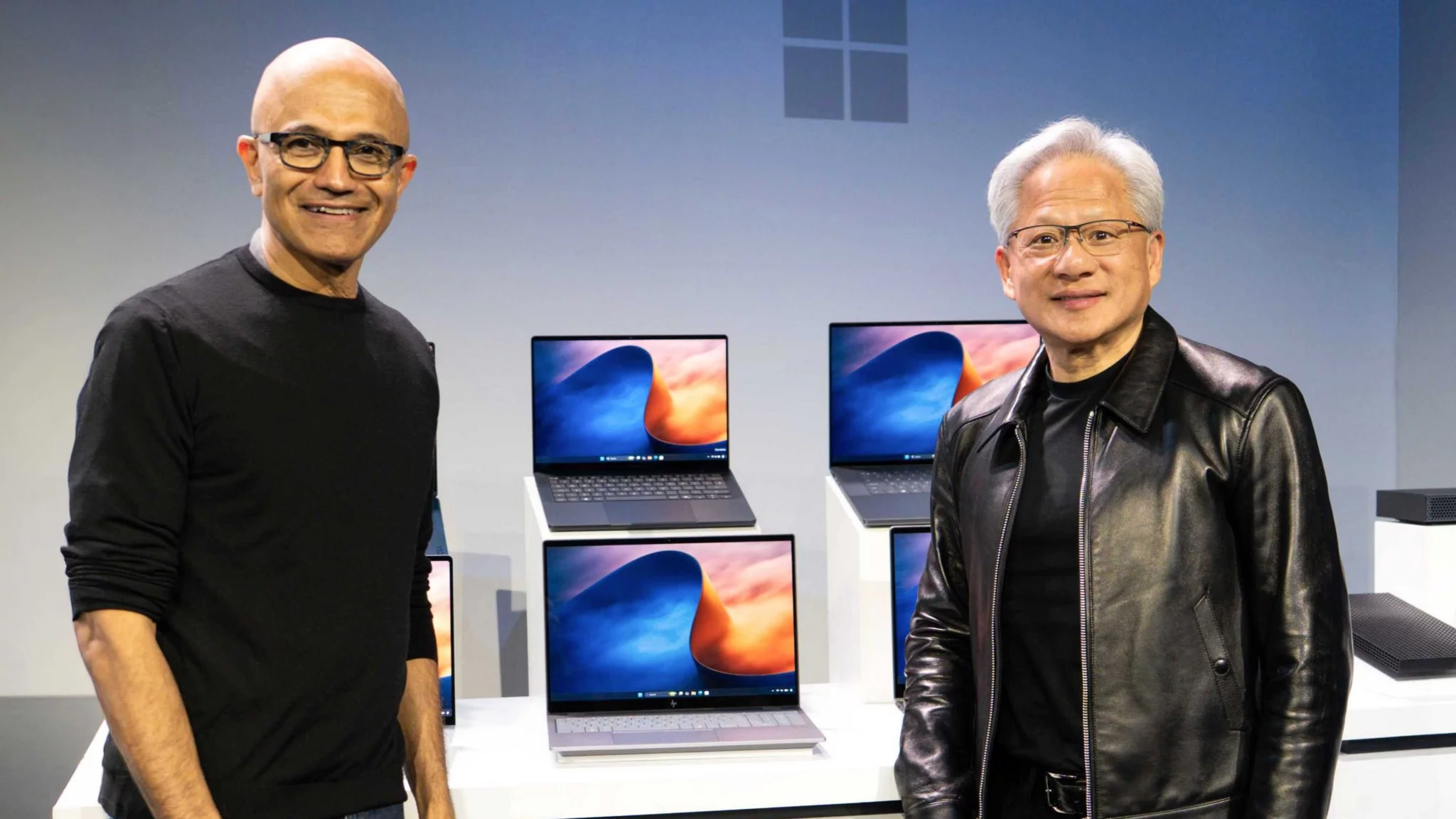 „Całkowicie na nowo wymyśliliśmy komputer osobisty” – nowości od Microsoft