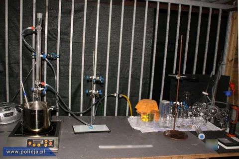 CBŚ zlikwidowało laboratorium amfetaminy (fot. policja.pl)