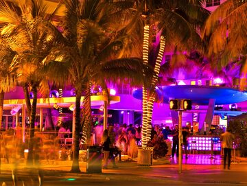 Centrum Miami Beach nocą