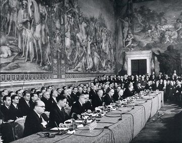 Ceremonia podpisania Traktatów Rzymskich, 25 marca 1957 roku