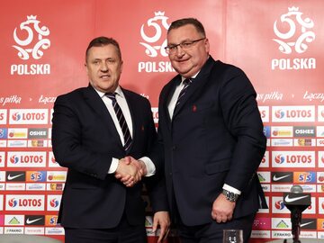 Cezary Kulesza i Czesław Michniewicz podczas konferencji reprezentacji Polski