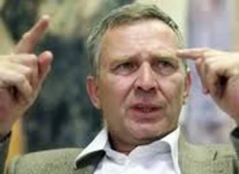 Prof. Krzysztof Obłój z Wydziału Zarządzania Uniwersytetu Warszawskiego. Wprost.pl