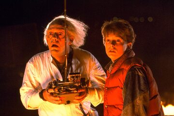 Christopher Lloyd i Michael J. Fox w filmie „Powrót do przyszłości”