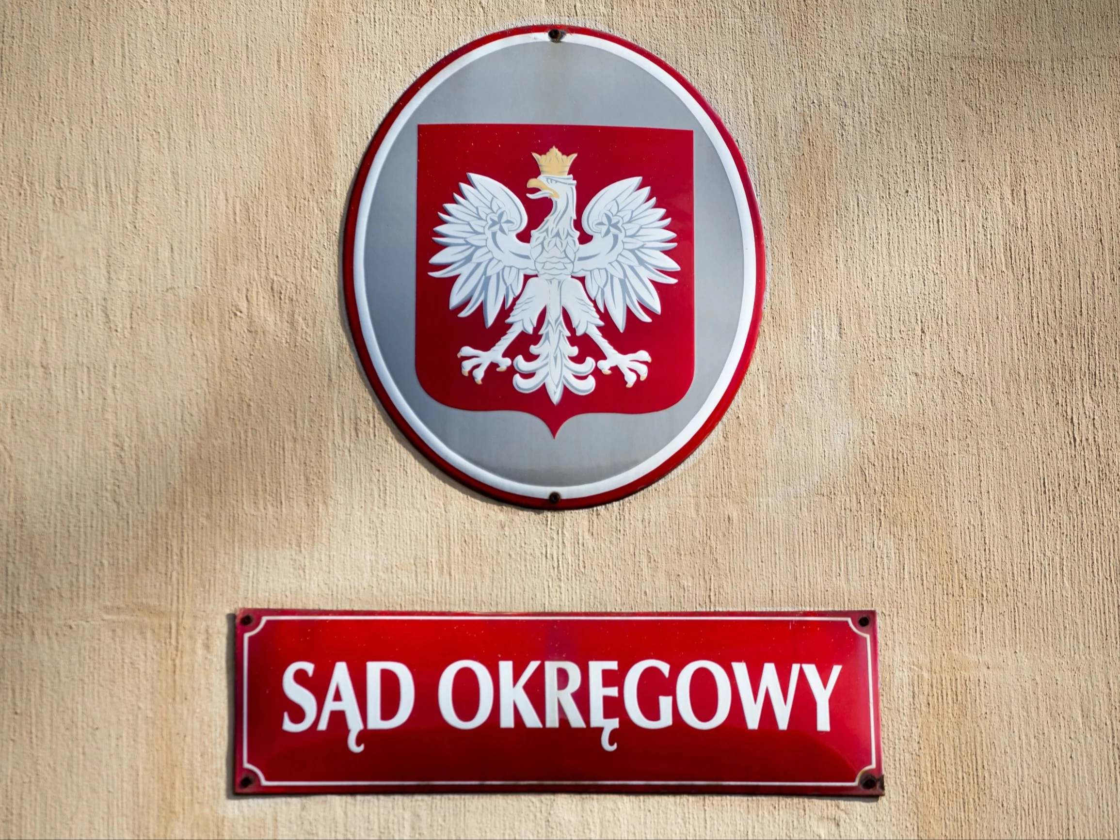 Upadłość Cinkciarza stała się faktem. Tysiące osób walczy o swoje pieniądze