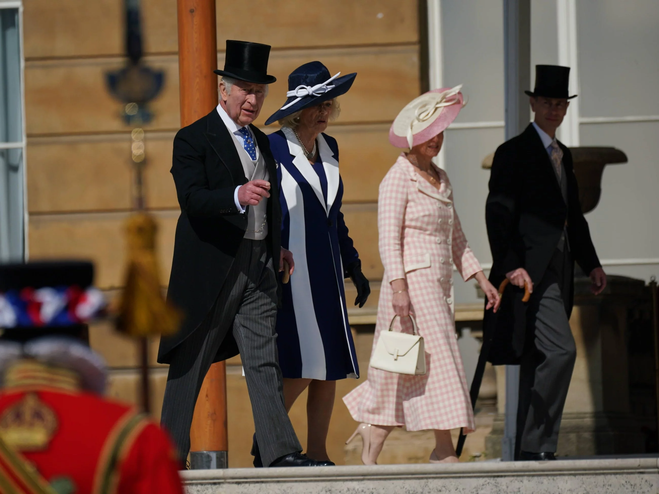 Garden Party w Buckingham Palace, król Karol III i królowa Kamila