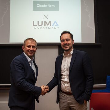 Coinfirm CEO Paweł Kuskowski i Partner Luma Ventures Tomasz Cichowicz na Warsaw Block