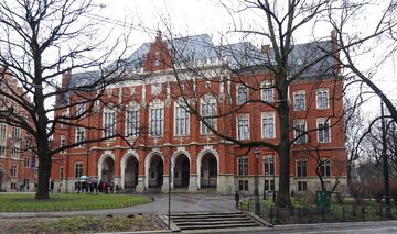 Collegium Novum UJ - widok od zachodu