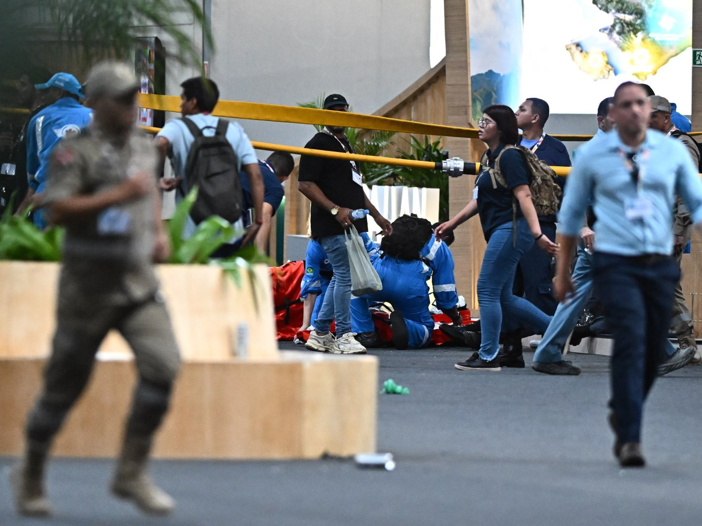 Pożar podczas szczytu COP30. Uczestnicy uciekali w popłochu