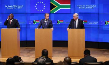 Cyril Ramaphose, Donald Tusk i Jean Claude Juncker