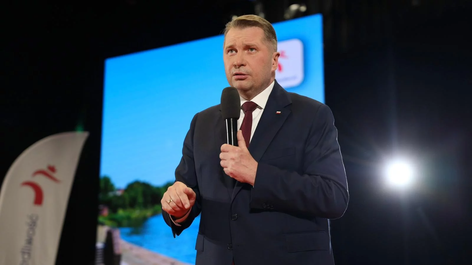 Czarnek mówi o „upadku” Morawieckiego. Padły wyjątkowo ostre słowa