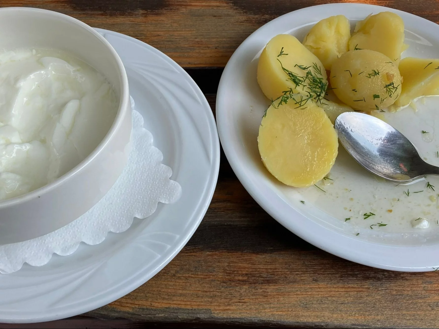 Ziemniaki i zsiadłe mleko