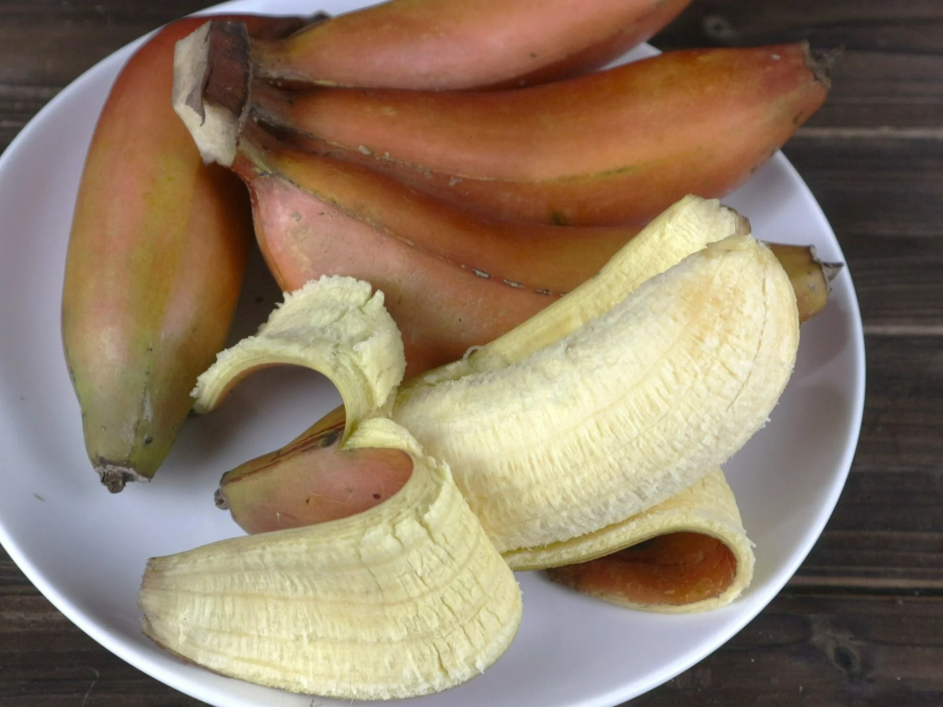 Te banany omijamy w sklepie. A lepiej chronią wzrok i serce niż żółte