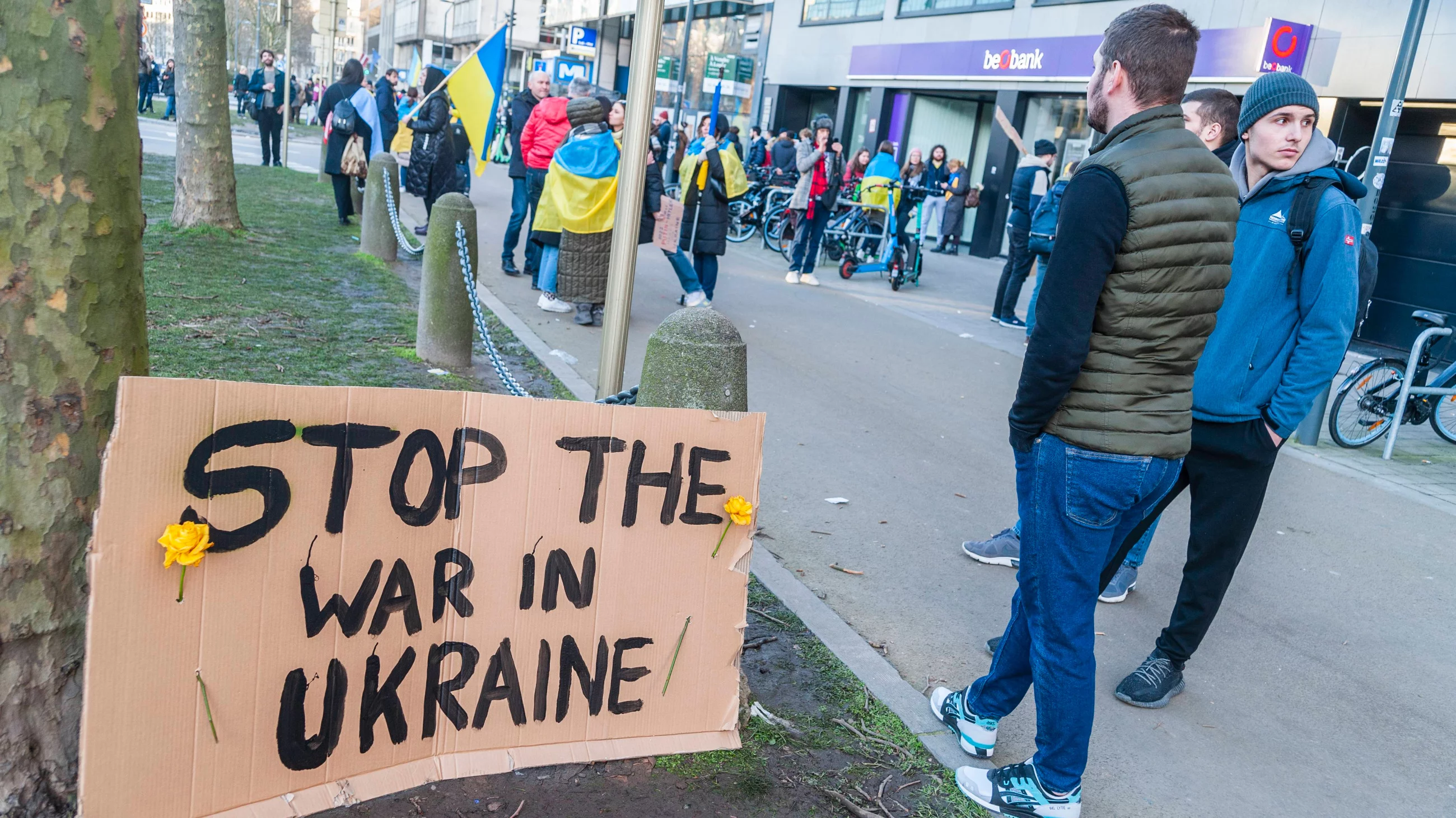 Protest przed rosyjską ambasadą w Belgii