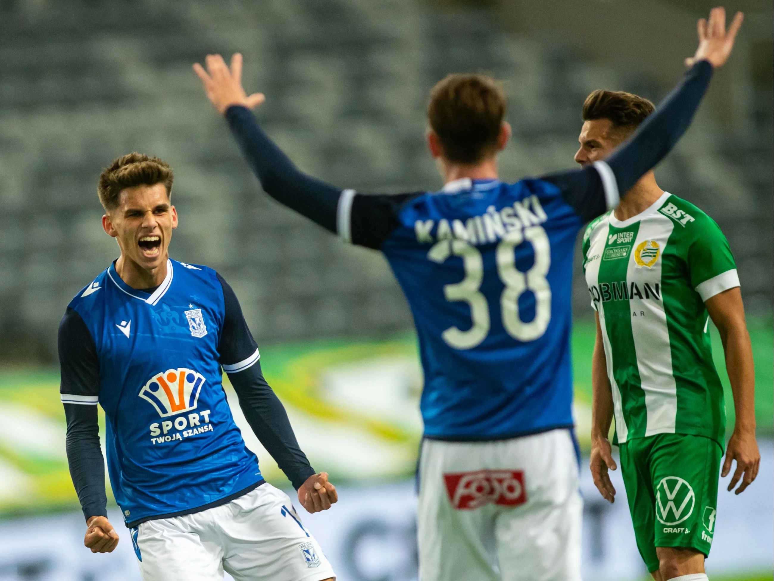 Filip Marchwiński i Jakub Kamiński z Lecha Poznań