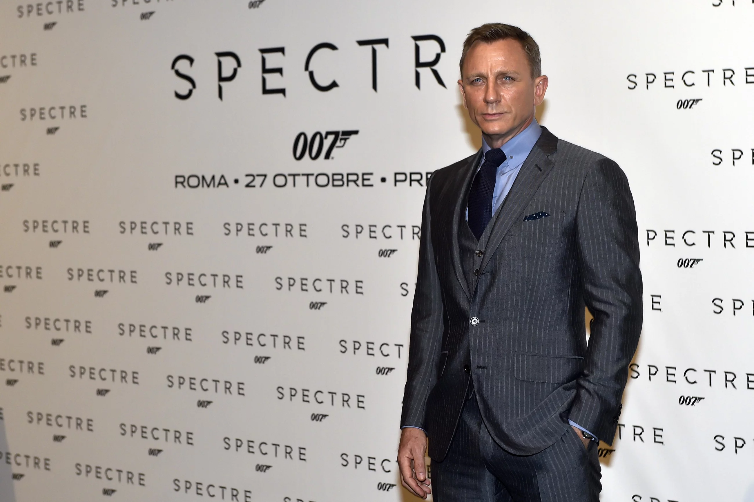 Daniel Craig