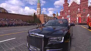 Defilada w Moskwie, screen z filmu zamieszczonego na stronie Kremla