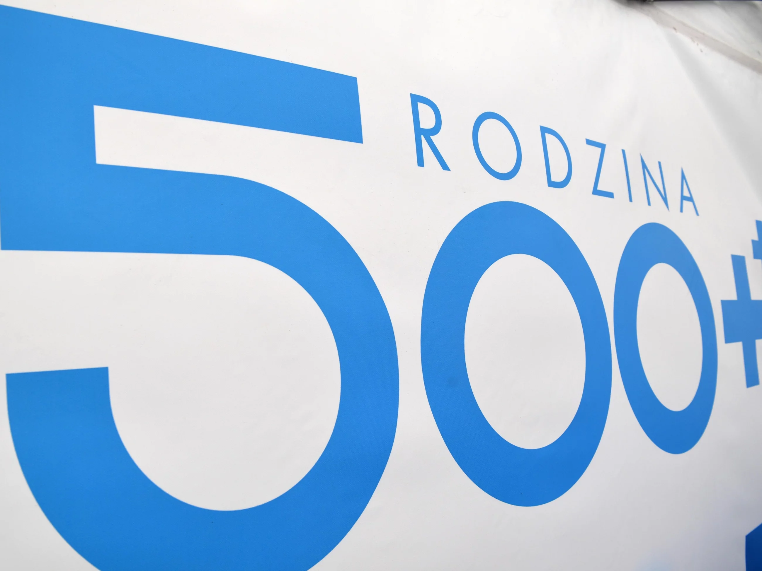 500 plus po 10 latach. Tak Polacy oceniają program – Biznes Wprost 500 plus po 10 latach. Tak Polacy oceniają program – Biznes Wprost