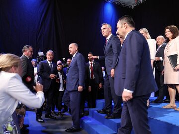 Delegacje Szwecji, Finlandii i Turcji na szczycie NATO